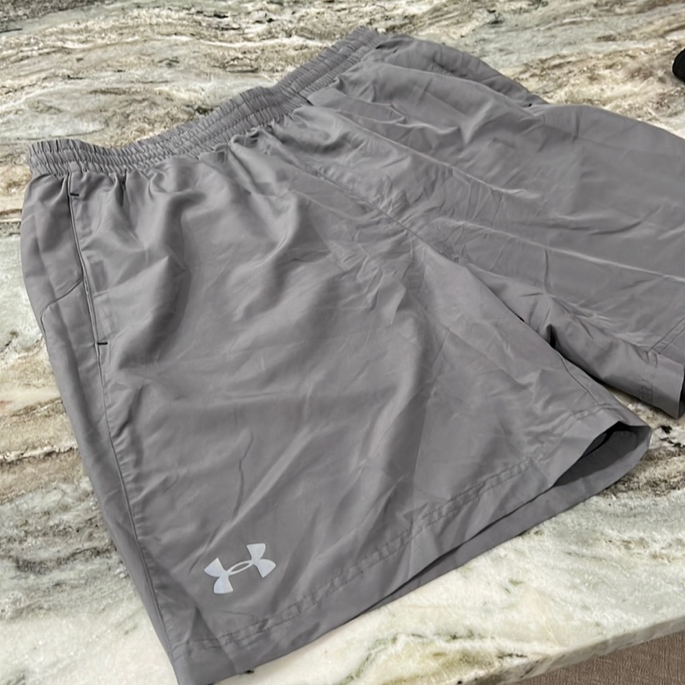Men’s EUC Running Shorts Under Armour XL